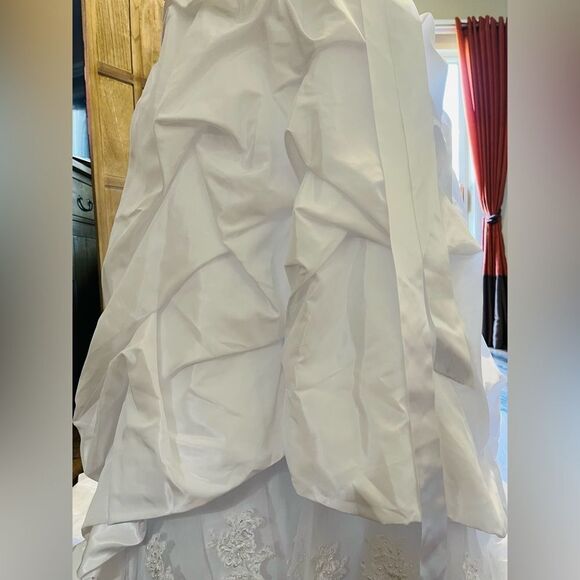 Candlelight White Satin Halter Poufy Ruched Wedding Gown with Train. - Picture 6 of 16